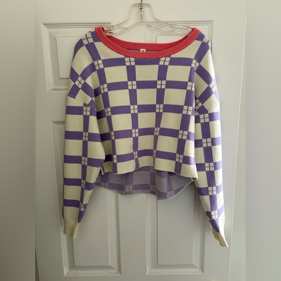 Daily Practice SZ M Purple and Cream Checkered Sweater - Picture 1 of 2